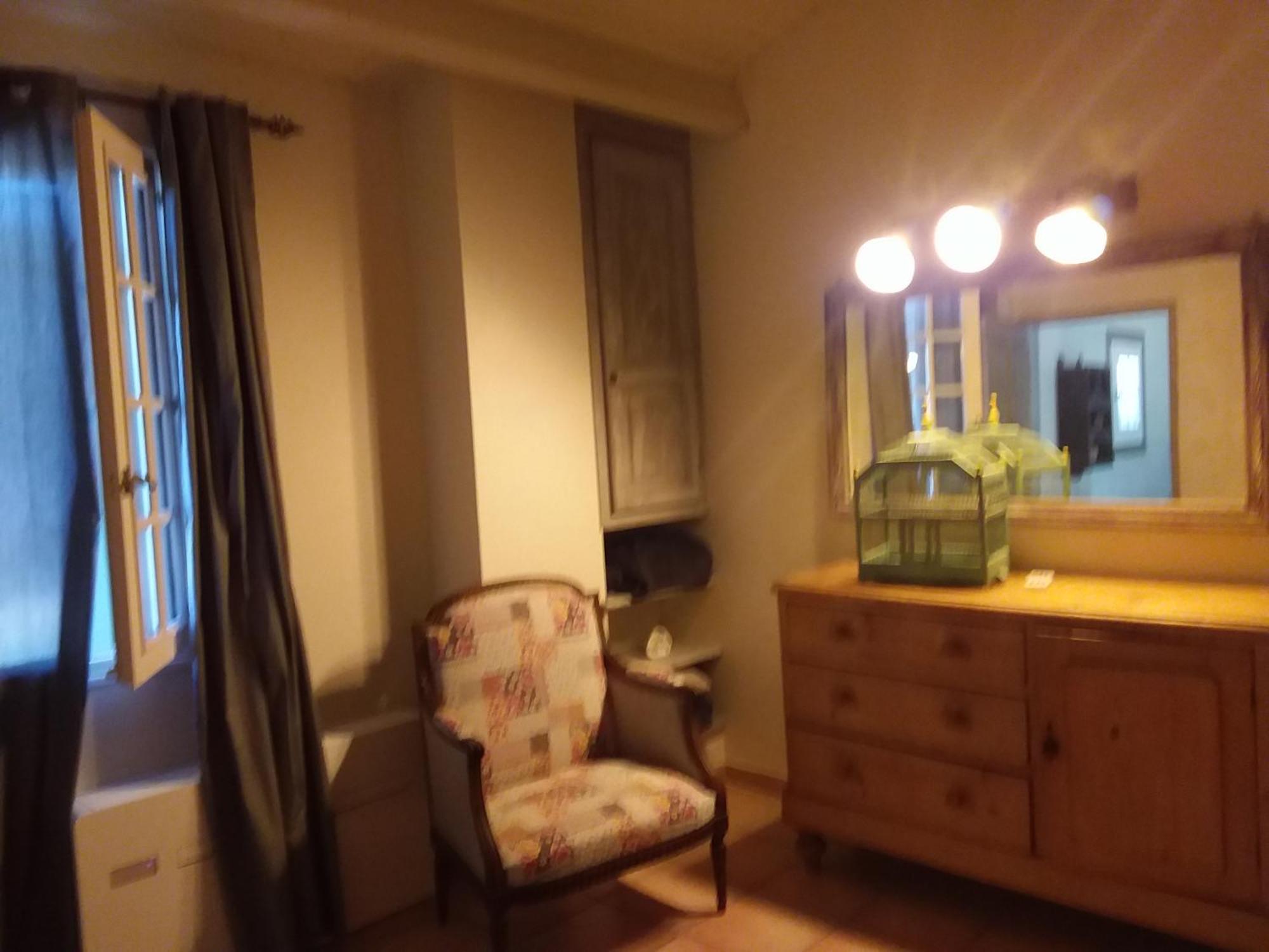 Chambre Pour 2 Personnes Avec Salle De Bain Privee Tourves Dış mekan fotoğraf